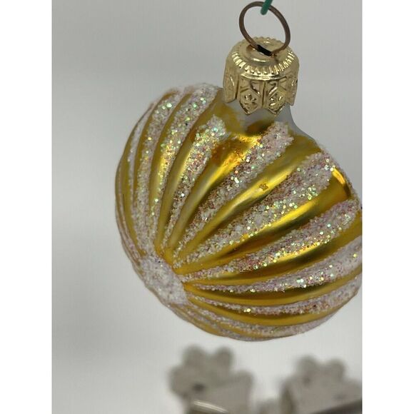 Vintage Cherub Angel Baby Face Round Christmas Ornament Glass Glitter 2.5” (B) - Picture 4 of 4